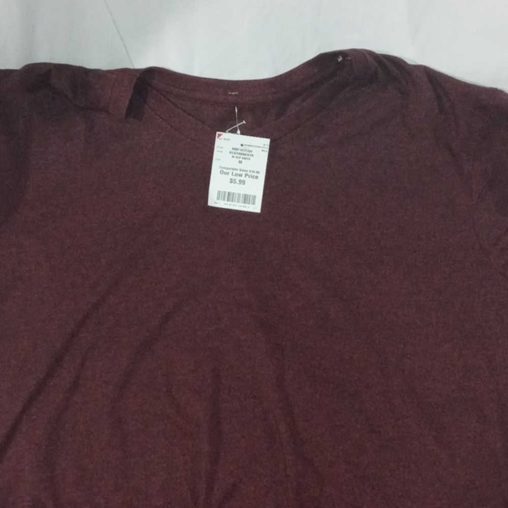 Mens med v cut tshirt new with tags